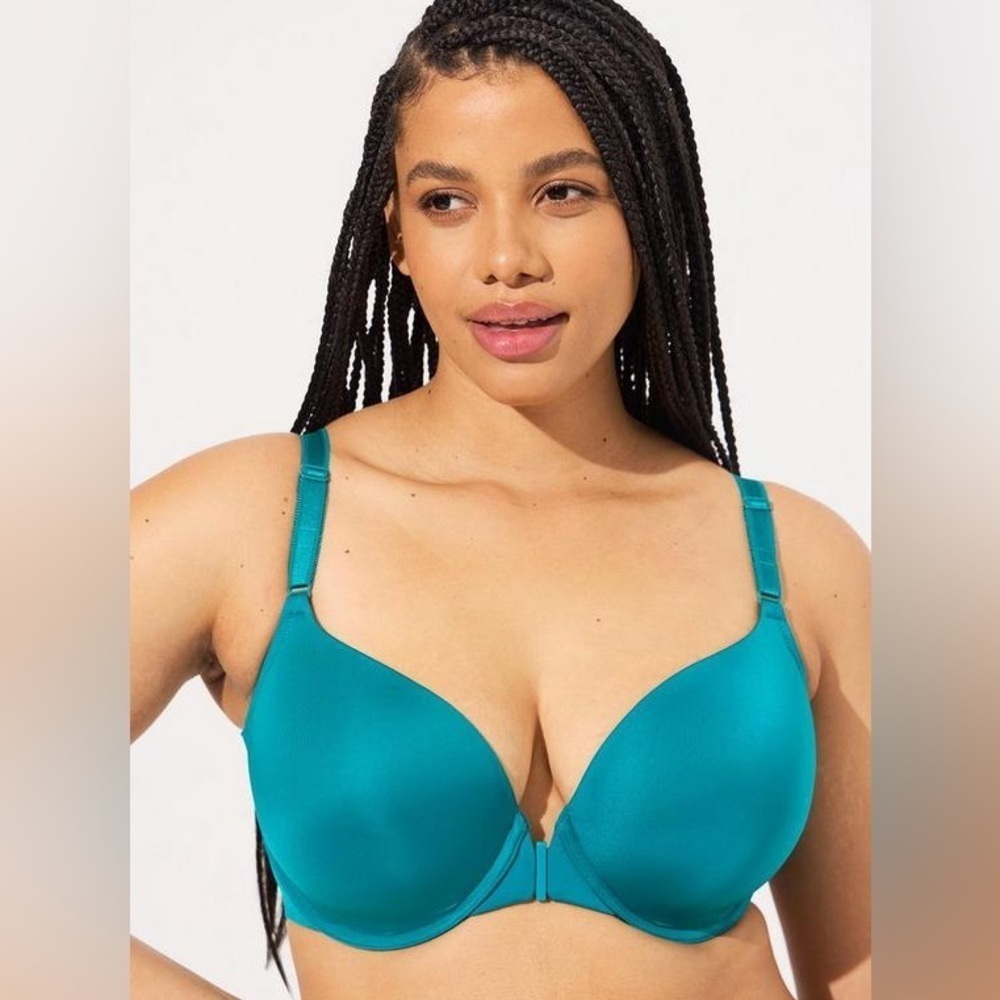 Torrid Ultimate Smoothing T-Shirt Front Close Bra - New - Size 50C
